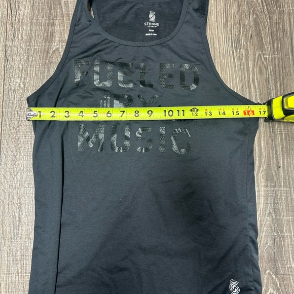 Zumba Strong Tank tops - Picture 4 of 5